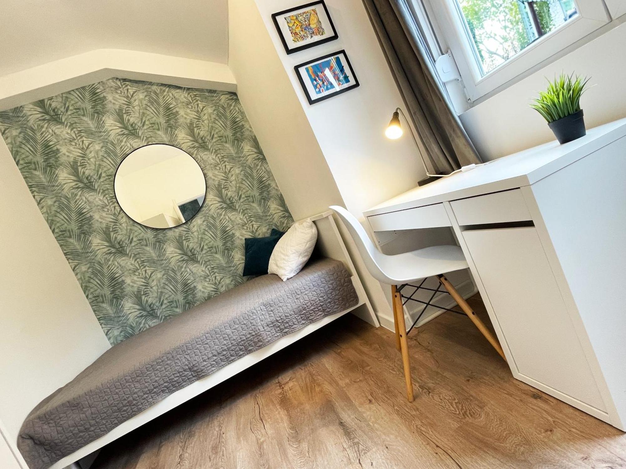 Cute Apartment In Rijeka Near Beach With Parking Екстер'єр фото